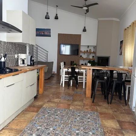 Hébergement de vacances Casa Bela *